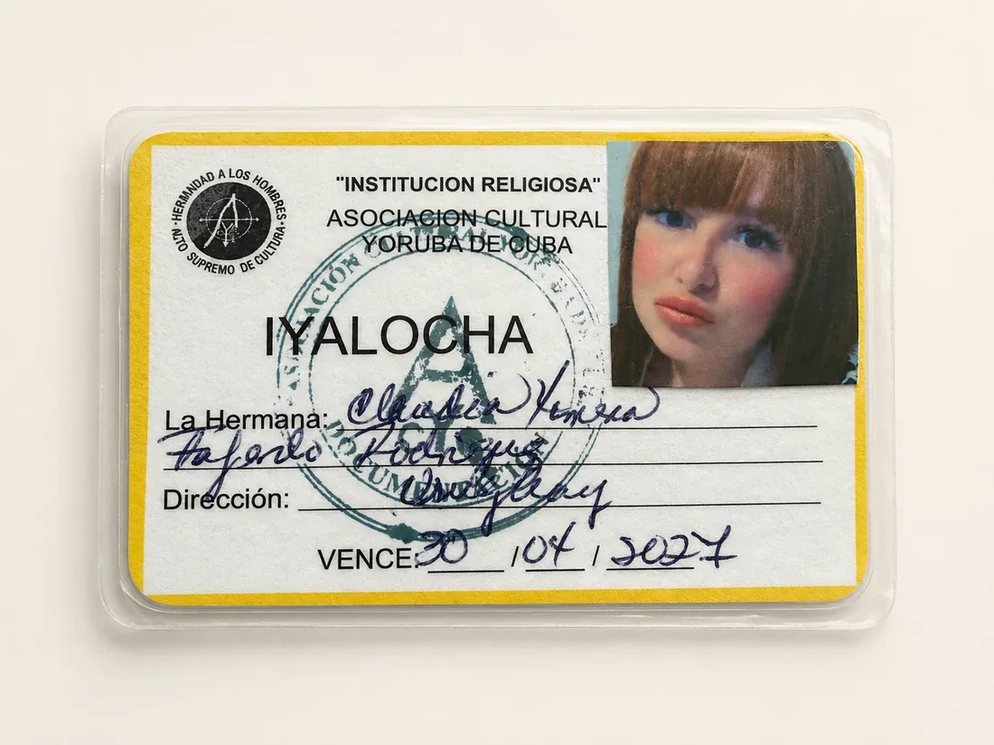 Carné Iyalocha de Claudia Ximena Fajardo Rodríguez - Frente